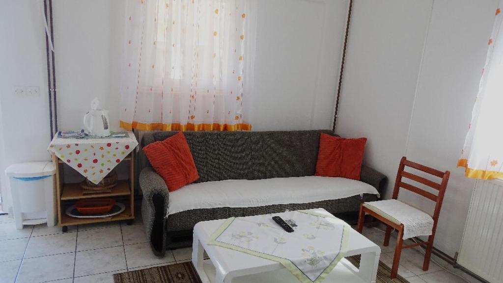 Studio Apartman I Mali Apartman Vir Ngoại thất bức ảnh