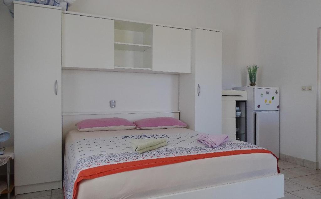 Studio Apartman I Mali Apartman Vir Ngoại thất bức ảnh